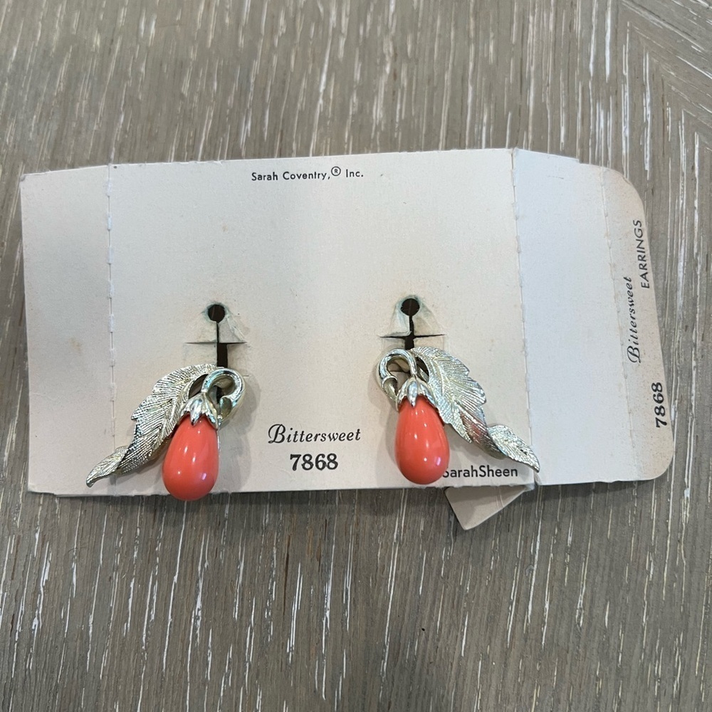 Vintage Sarah Coventry earrings